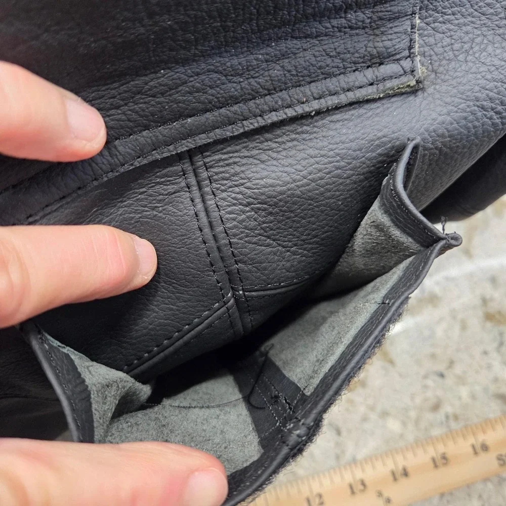 NEW Black Leather Motorcycle Saddle Bag Travel Weekend Overnight‎ Pockets
